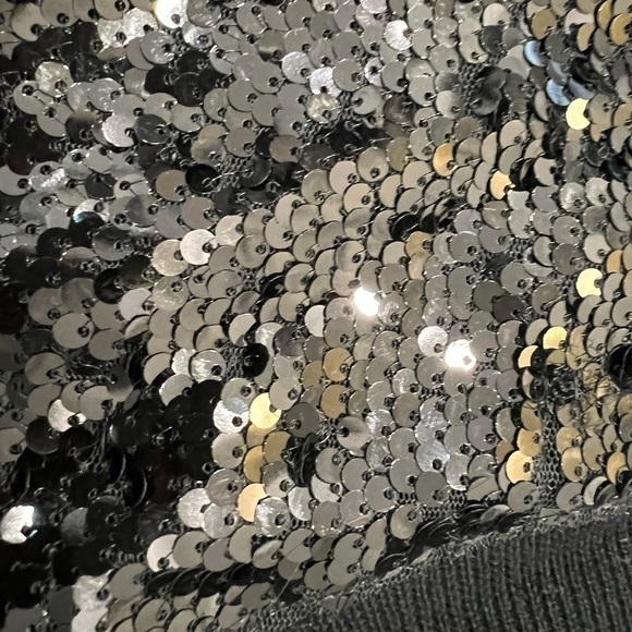 CARYN VALLONE NWT Black cotton & sequin V neck sweater size medium - Picture 3 of 9